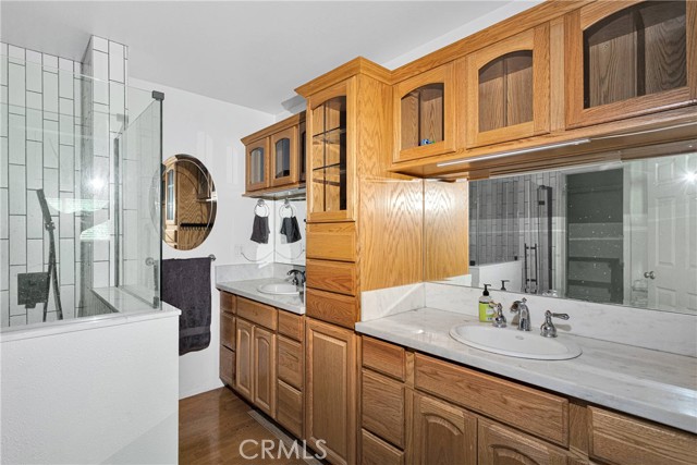 Image 25 of 67 For 810 Oakmont Lane