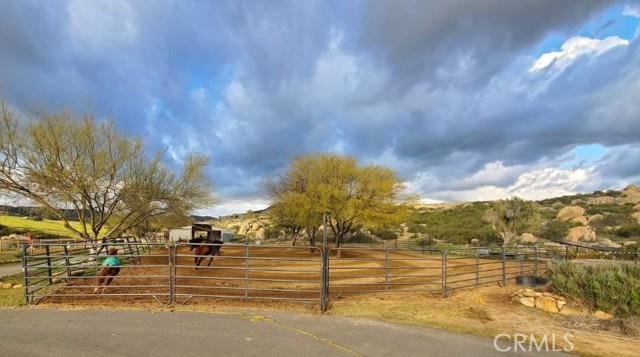 Detail Gallery Image 55 of 58 For 35125 Stirrup Rd, Temecula,  CA 92592 - 3 Beds | 2/1 Baths