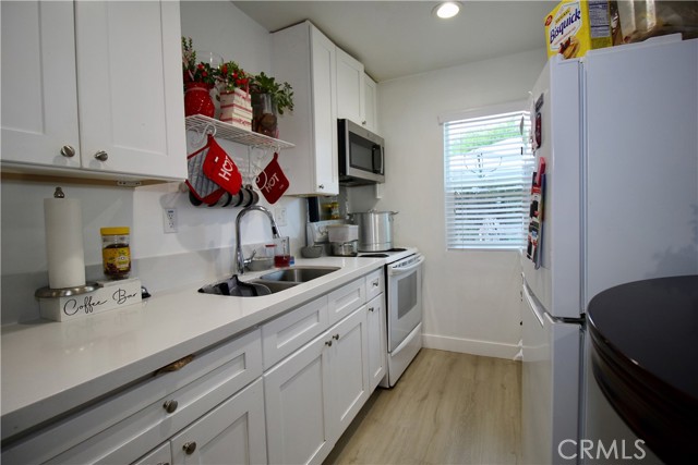 Detail Gallery Image 19 of 21 For 836 W 9th St, Corona,  CA 92882 - 3 Beds | 2 Baths