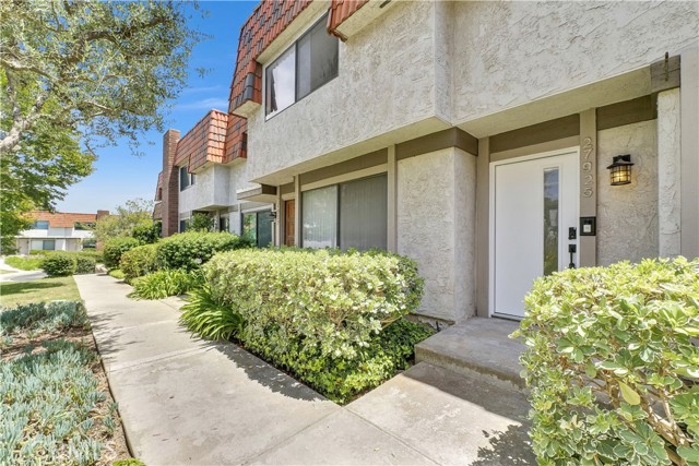 27925 Ridgebluff Court, Rancho Palos Verdes, California 90275, 3 Bedrooms Bedrooms, ,3 BathroomsBathrooms,Residential,For Sale,Ridgebluff,PW26093305