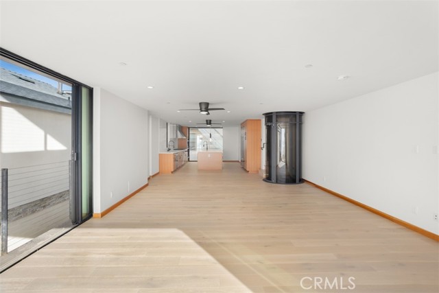 Detail Gallery Image 22 of 54 For 3932 Ocean Drive, Oxnard,  CA 93035 - 3 Beds | 2/1 Baths