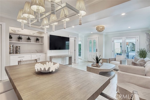 Detail Gallery Image 11 of 40 For 410 Acacia, Corona Del Mar,  CA 92625 - 2 Beds | 2 Baths