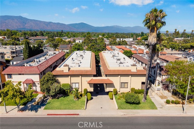 828 N Garfield Avenue, Alhambra CA: https://media.crmls.org/medias/39df5cc6-cc0b-41d3-84b3-99603de781a6.jpg