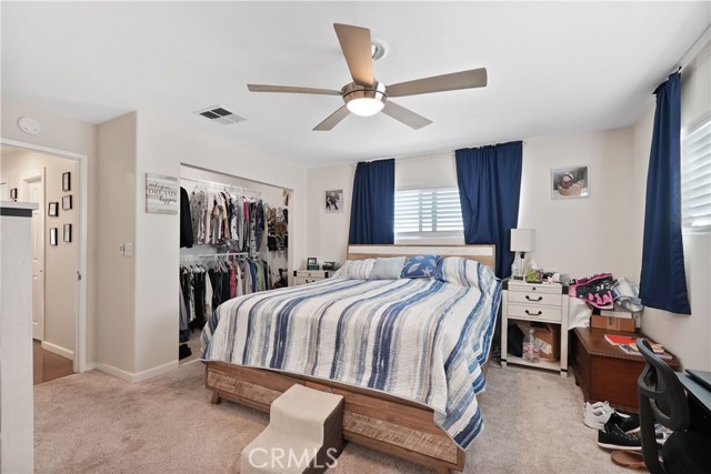 23011 Big Tee Drive, Canyon Lake CA: https://media.crmls.org/medias/39e00d31-dec2-4cc8-9671-306648eb0476.jpg