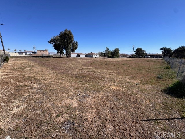 Detail Gallery Image 26 of 26 For 11918 Hemlock, Hesperia,  CA 92345 - 2 Beds | 1 Baths