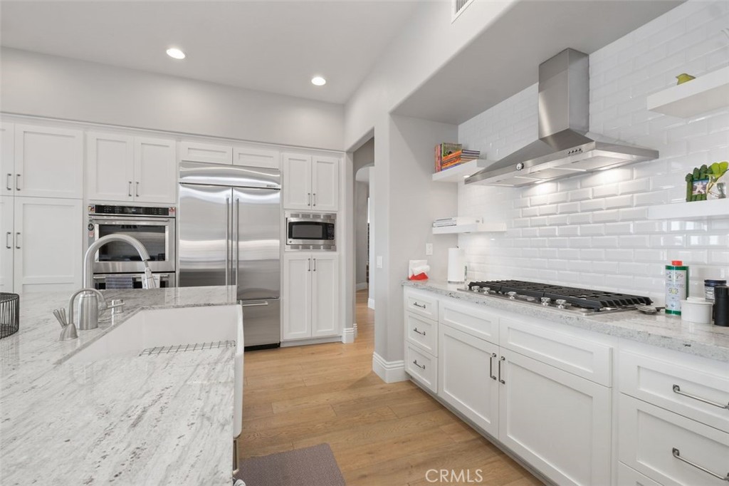 39e05003 D7de 4870 Ab2e C7681850483c