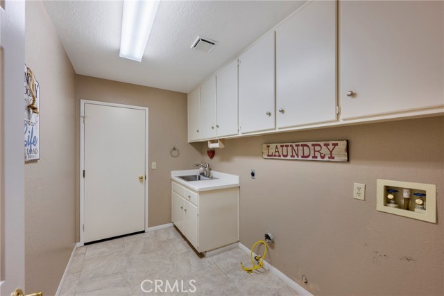 Detail Gallery Image 42 of 52 For 1894 Sunbury, Escondido,  CA 92026 - 3 Beds | 2 Baths