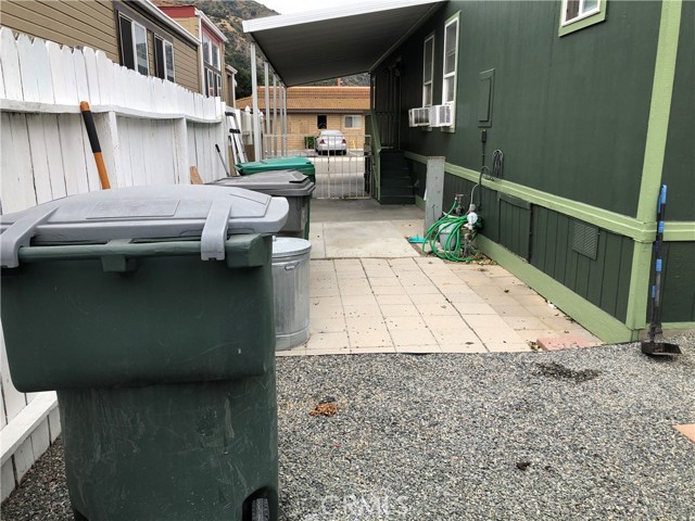 4901 Green River Road, Corona CA: https://media.crmls.org/medias/39e09a40-049e-4399-ab6f-679b229bc7b2.jpg