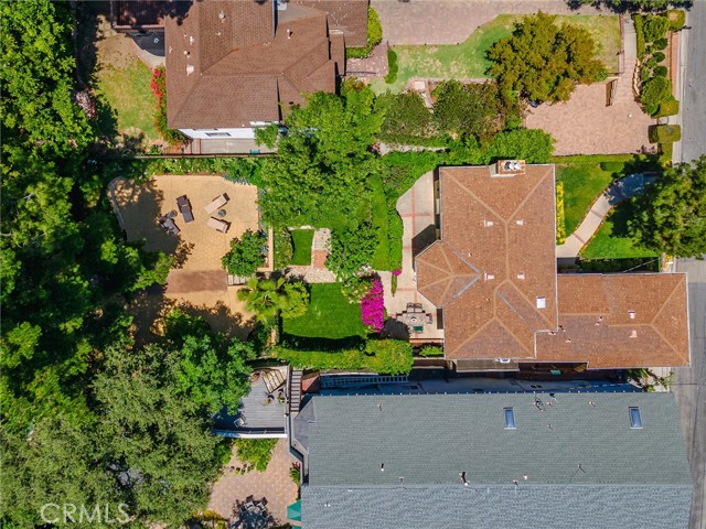 5815 Irving Avenue, La Crescenta CA: https://media.crmls.org/medias/39e0beef-f41a-4a34-800d-5b7a7122ff24.jpg