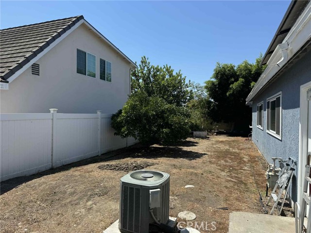 Detail Gallery Image 31 of 32 For 1782 Green Meadow, Tustin,  CA 92780 - 3 Beds | 2 Baths