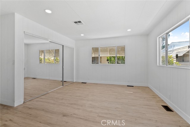 10200 Bolsa Ave, Westminster CA: https://media.crmls.org/medias/39e18f24-2921-489a-bdc8-4b11f896ce37.jpg