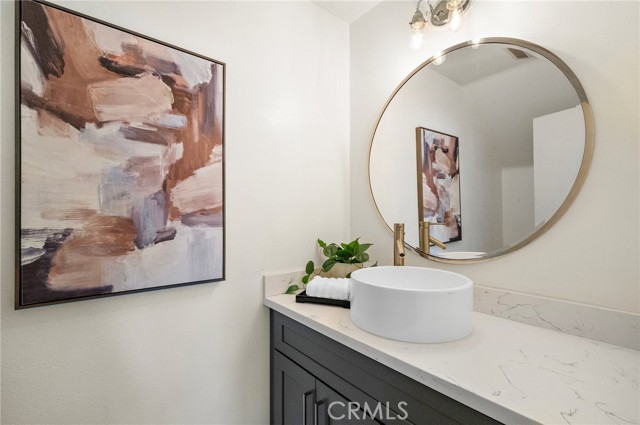 Detail Gallery Image 12 of 32 For 2852 N Santa Fe Pl, Orange,  CA 92865 - 3 Beds | 2/1 Baths