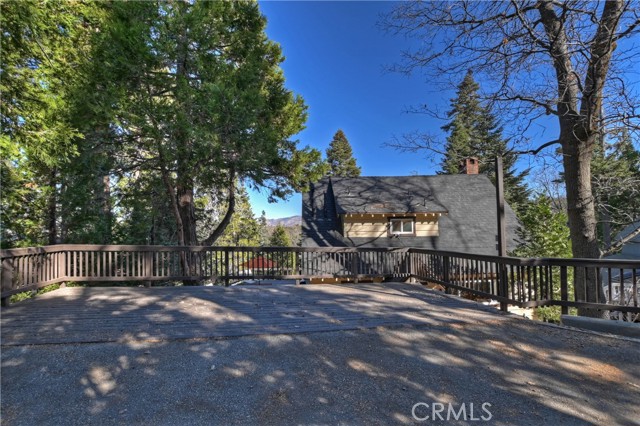 Detail Gallery Image 3 of 60 For 336 Jasmine Ln, Lake Arrowhead,  CA 92352 - 3 Beds | 2/1 Baths