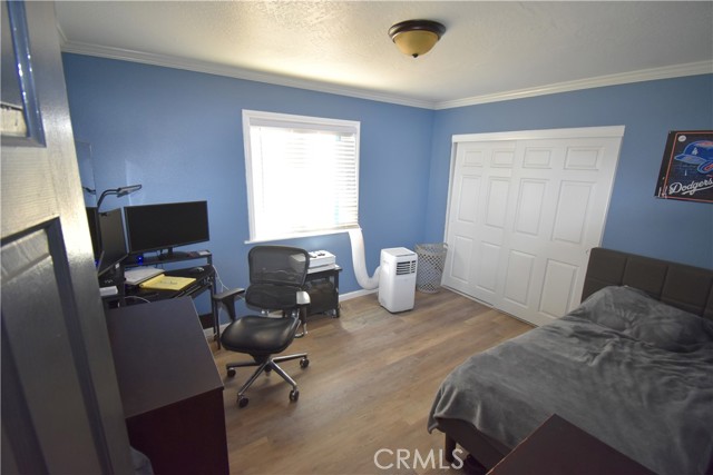 Detail Gallery Image 10 of 16 For 14247 Mission St, Oak Hills,  CA 92344 - 3 Beds | 2 Baths