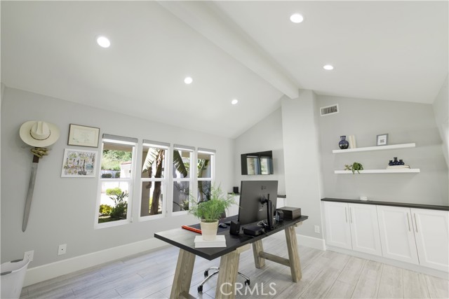 5081 Gateway Road, Rancho Cucamonga CA: https://media.crmls.org/medias/39e4098d-9835-40aa-ac6b-551f33527b8d.jpg