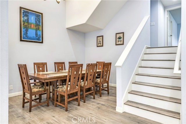 Detail Gallery Image 8 of 28 For 16 Monterey Ct, Manhattan Beach,  CA 90266 - 3 Beds | 3 Baths