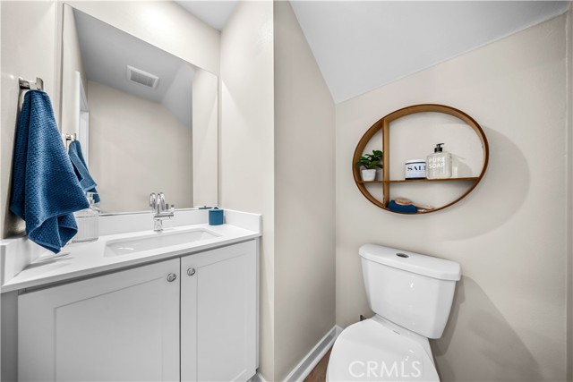 Detail Gallery Image 9 of 23 For 2864 via Dolomito, Camarillo,  CA 93012 - 2 Beds | 2/1 Baths