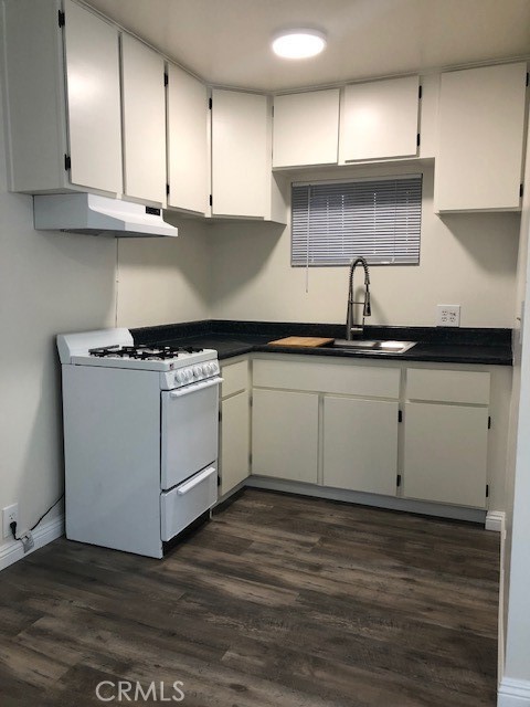 5893 Oak Knolls Road, Simi Valley CA: https://media.crmls.org/medias/39e4fbbc-2b99-4dfb-9722-4bbc2db1d9ad.jpg