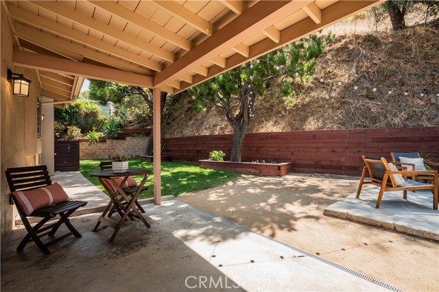 Detail Gallery Image 17 of 20 For 1826 Bara Rd, Glendale,  CA 91208 - 3 Beds | 2 Baths