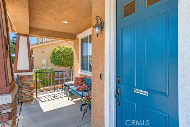 Detail Gallery Image 2 of 36 For 15190 Fox Ridge Dr, Fontana,  CA 92336 - 3 Beds | 2/1 Baths
