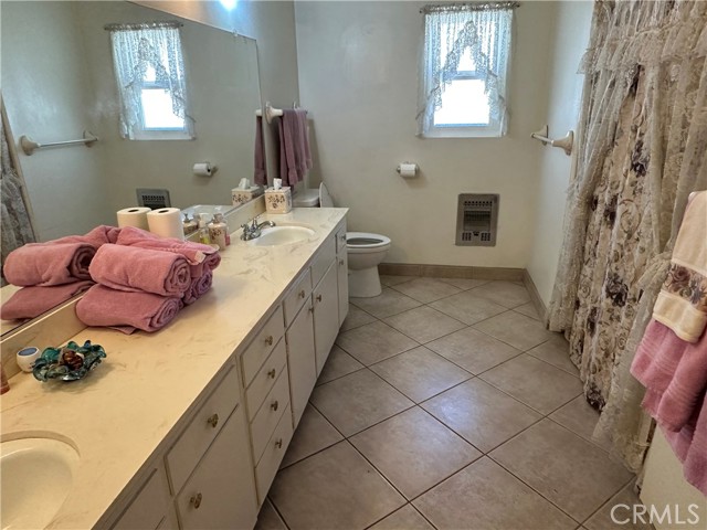 Detail Gallery Image 16 of 41 For 22746 Arliss Dr, Grand Terrace,  CA 92313 - 3 Beds | 2 Baths