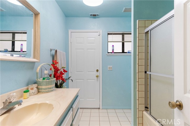 Detail Gallery Image 23 of 49 For 10331 N Loop Bld, California City,  CA 93505 - 3 Beds | 2 Baths