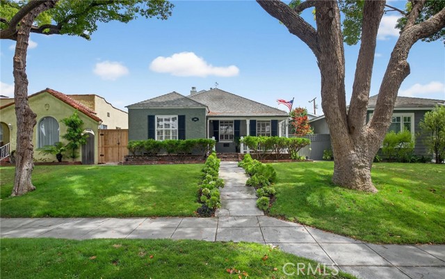 Detail Gallery Image 1 of 44 For 1508 Beech Ave, Torrance,  CA 90501 - 3 Beds | 3 Baths