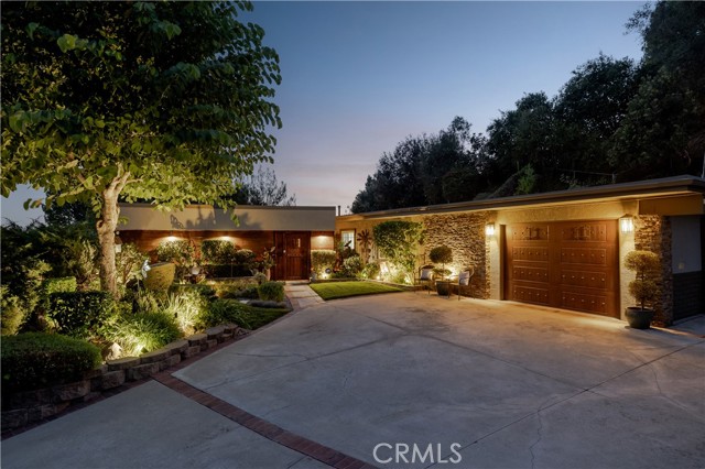 Front Image Thumbnail for CRCV26217366
