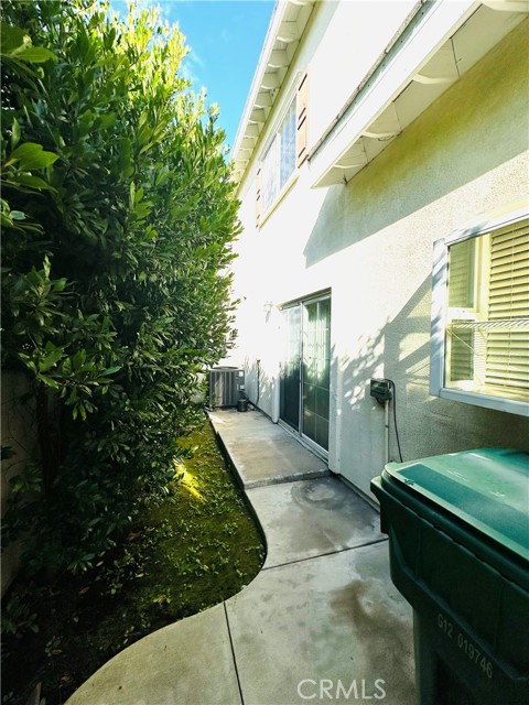 Detail Gallery Image 15 of 16 For 232 Genoa St #B,  Arcadia,  CA 91006 - 4 Beds | 2/1 Baths