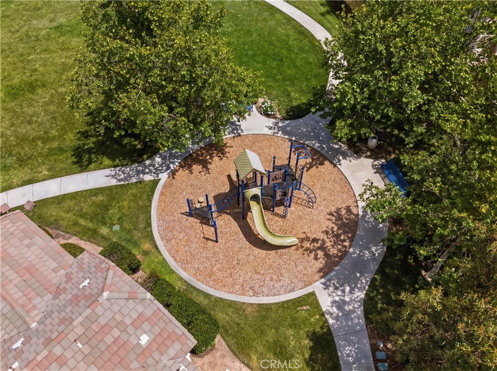 https://media.crmls.org/medias/39e7ce4c-448c-43d5-8189-2fc3a19f9453.jpg?preset=X-Large