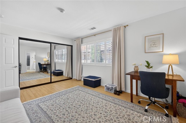 Detail Gallery Image 38 of 43 For 222 S Guadalupe Ave #1,  Redondo Beach,  CA 90277 - 4 Beds | 2/1 Baths