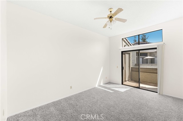 72 Brownfield Lane, Pomona CA: https://media.crmls.org/medias/39e880ec-aef3-48b8-8a9a-2e7c0b100df7.jpg