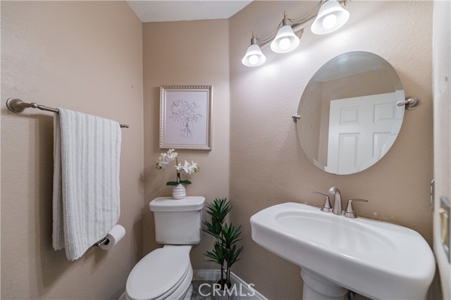 Detail Gallery Image 10 of 38 For 11427 Lomello Way, Rancho Cucamonga,  CA 91701 - 4 Beds | 2/1 Baths