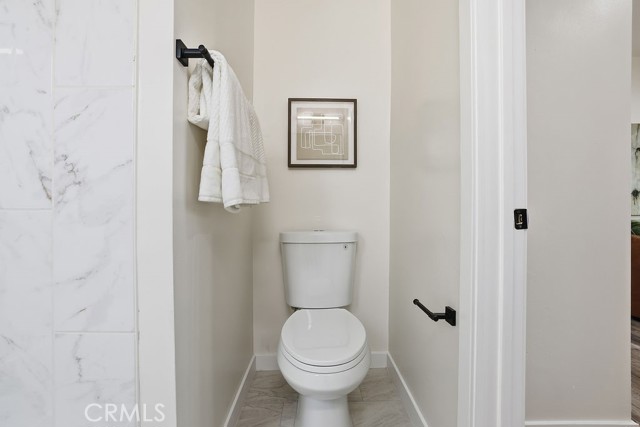 Detail Gallery Image 32 of 58 For 10714 Valley Spring Ln, North Hollywood,  CA 91602 - – Beds | – Baths