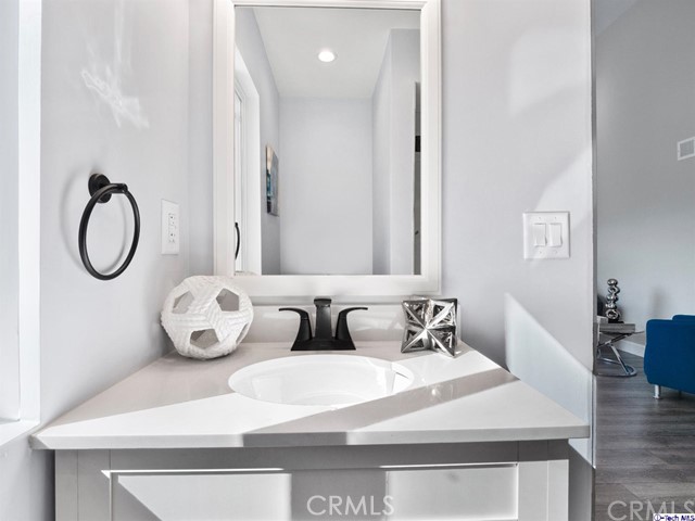 2 Bed Home for Sale in Studio City, California