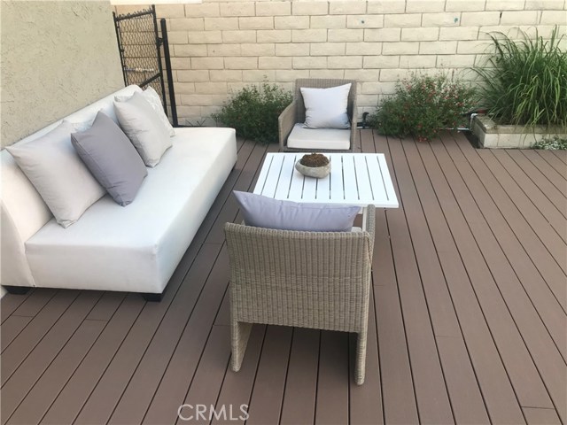 5714 Vantage Avenue, Valley Village CA: https://media.crmls.org/medias/39eaf4ab-410c-445a-9cf6-368f648e5f45.jpg