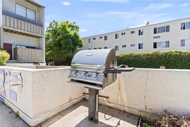 Detail Gallery Image 25 of 28 For 18433 Hatteras St #506,  Tarzana,  CA 91356 - 2 Beds | 2 Baths
