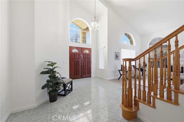 Detail Gallery Image 4 of 59 For 31772 Corte Rosario, Temecula,  CA 92592 - 5 Beds | 3 Baths