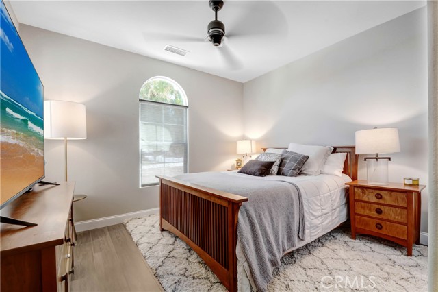 Image 3 of 9 For 81880 Eagle Claw Drive