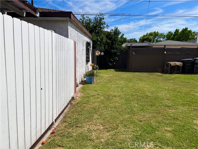 Detail Gallery Image 23 of 26 For 332 E South St, Long Beach,  CA 90805 - 2 Beds | 1 Baths