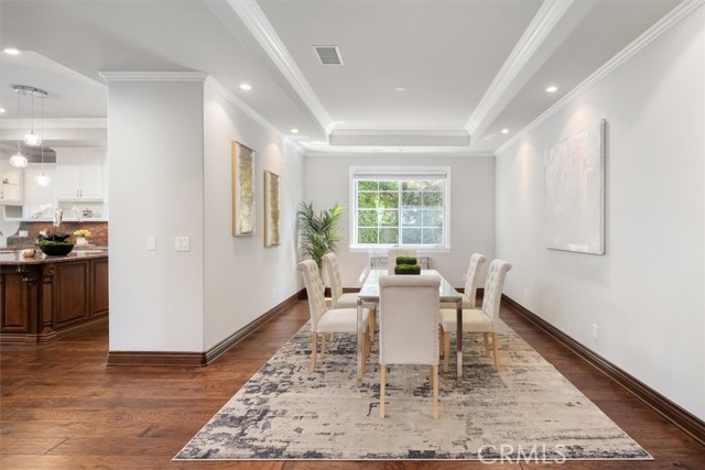 4976 Odessa Avenue, Encino CA: https://media.crmls.org/medias/39edbebc-ded3-42ea-9860-ce9be99c29bc.jpg