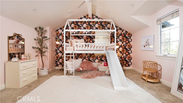 19 Basilica Place, Ladera Ranch CA: https://media.crmls.org/medias/39ee3fd6-1602-4a2c-8735-eb037f7df7cf.jpg