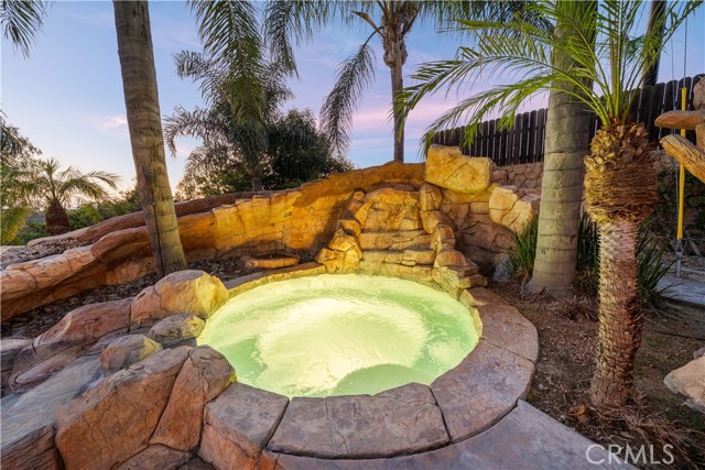 Detail Gallery Image 8 of 66 For 607 West, La Habra Heights,  CA 90631 - 5 Beds | 4 Baths