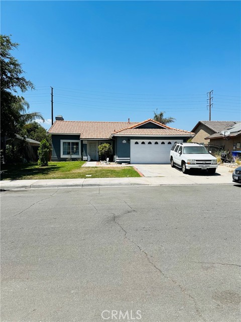 Detail Gallery Image 1 of 25 For 4794 Cristy Ave, San Bernardino,  CA 92407 - 3 Beds | 2 Baths