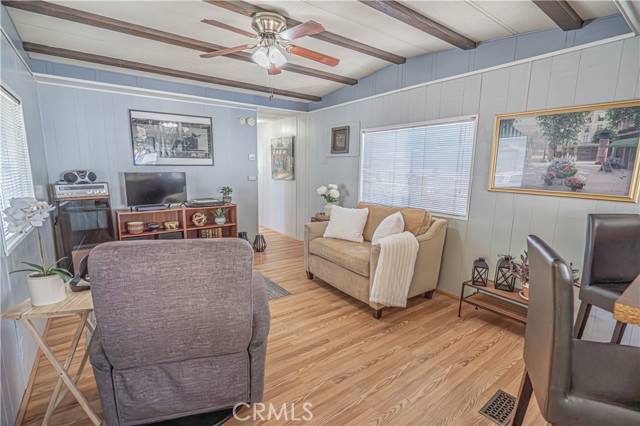 Detail Gallery Image 5 of 36 For 18204 Soledad Canyon Rd. #62,  Canyon Country,  CA 91387 - 1 Beds | 1 Baths