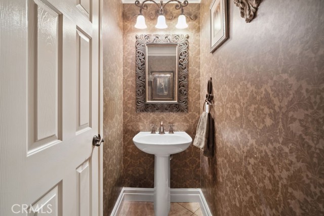 Detail Gallery Image 14 of 50 For 23450 Bristol Way, Murrieta,  CA 92562 - 4 Beds | 2/1 Baths