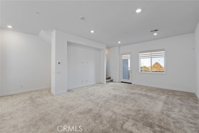 398 Merit, Irvine CA: https://media.crmls.org/medias/39f0fe56-3c9b-43a9-bad4-165d28feab1b.jpg