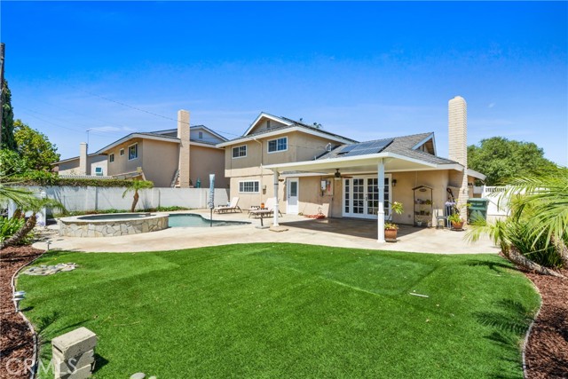 16091 Gold Circle, Huntington Beach CA: https://media.crmls.org/medias/39f1004d-1b45-490d-8ed7-8d506171eec6.jpg