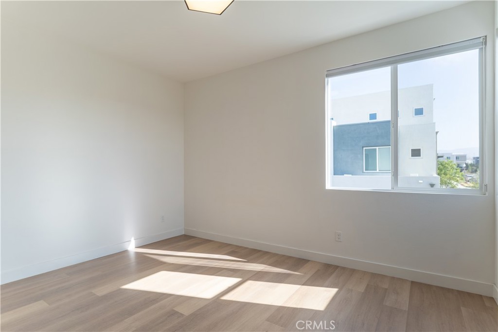 MLS #OC26148784 image #19