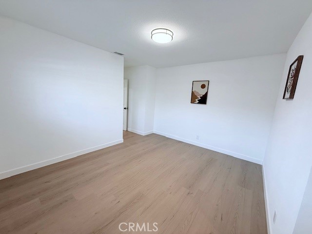 2690 Senasac Avenue, Long Beach CA: https://media.crmls.org/medias/39f16451-3a8f-4072-8779-924183e678f5.jpg